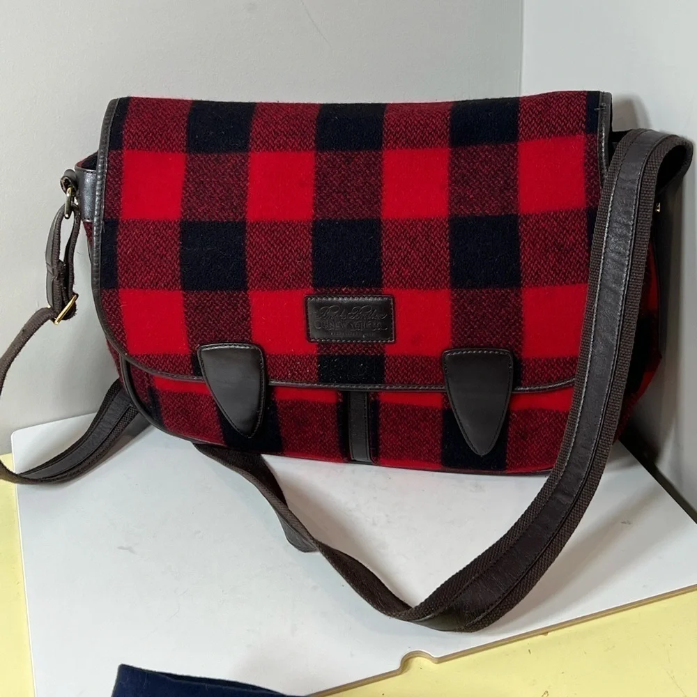 Brooks Brothers x Woolrich Made in USA Tartan Plaid Wool Messenger Bag Flagship